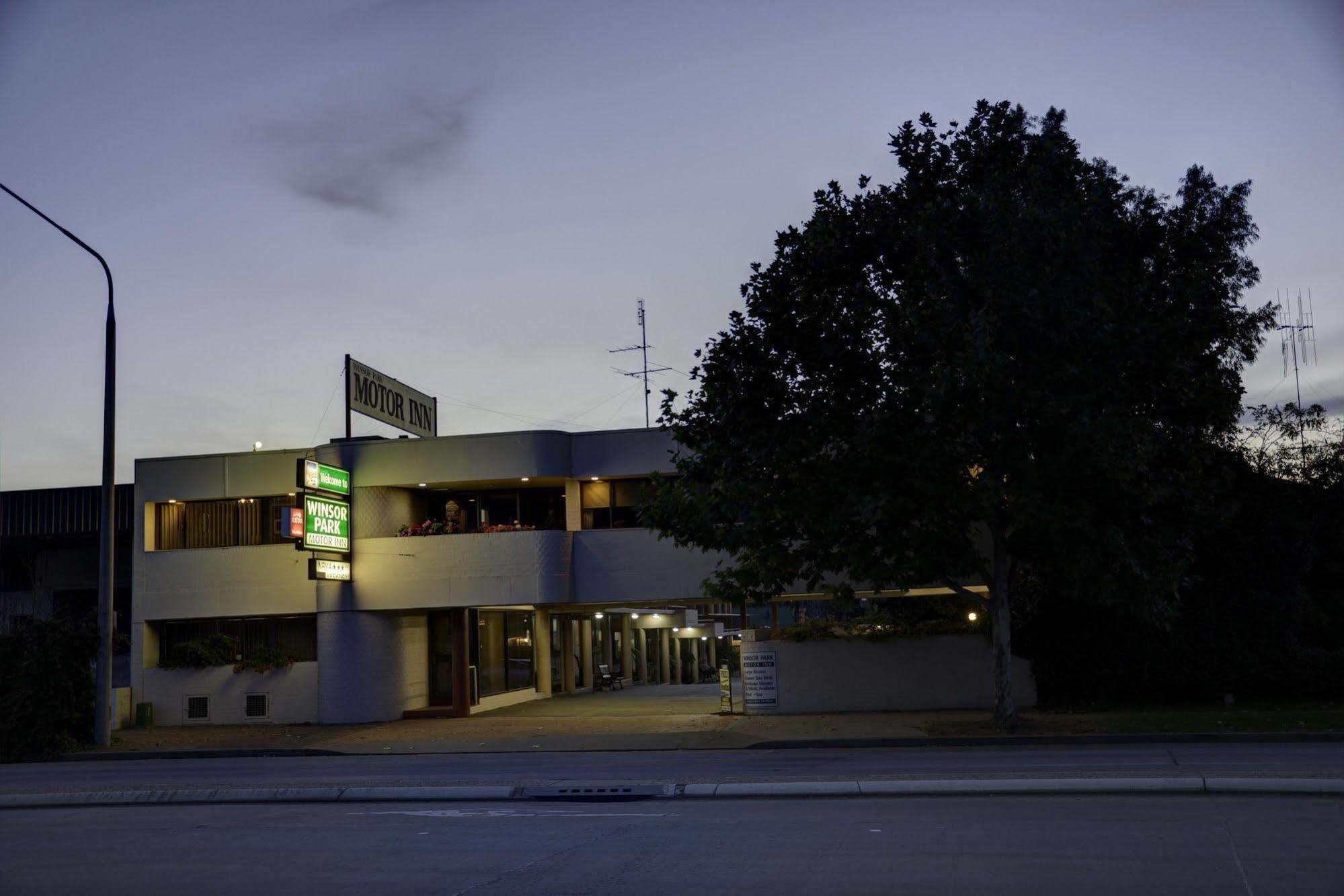 Winsor Park Motor Inn 앨버리 외부 사진